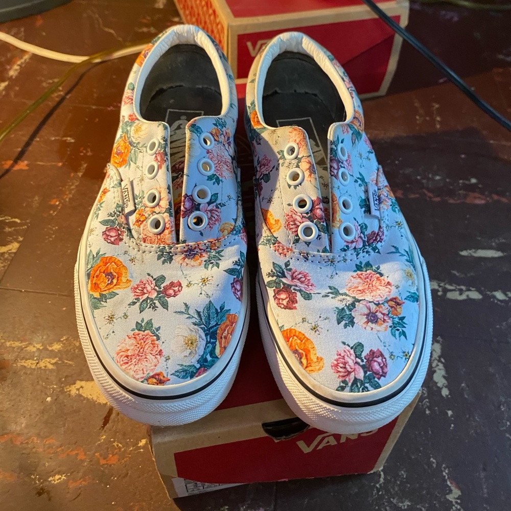 Floral vans